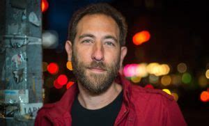 Ari Shaffir: Wife, Net Worth, Girlfriend, Family, Height,。